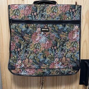 Vintage Verdi Floral Tapestry Folding Garment Travel Luggage